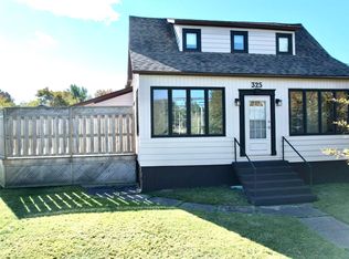 325 Reserve St, Glace Bay, NS B1A 4W8