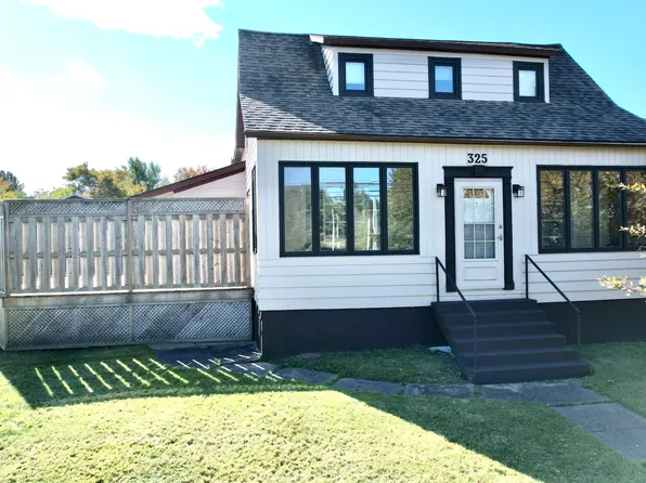 325 Reserve St, Glace Bay, NS B1A 4W8