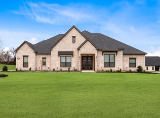 135 Willow Oak Dr, Krugerville, TX 76227