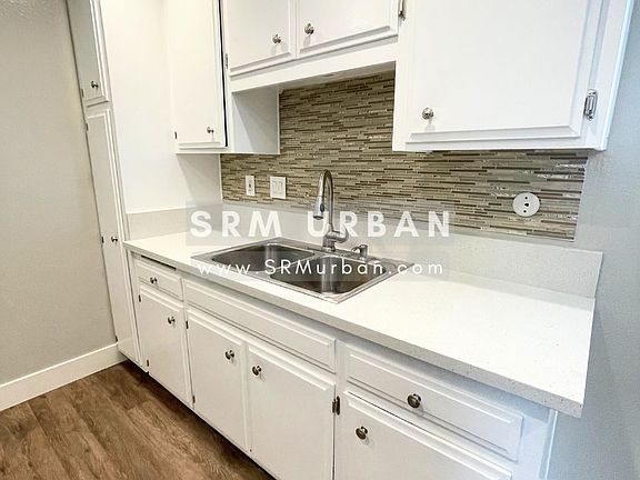 4th image of 4566 36th St APT 16