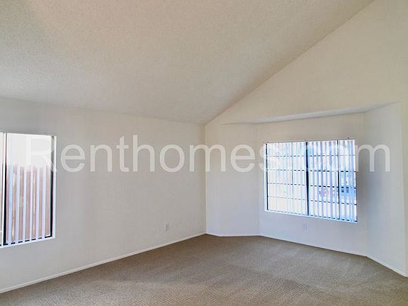 3rd image of 12986 Isocoma St