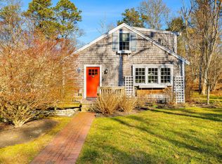 35 Lakeview Dr, Harwich, MA 02645