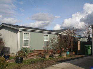 1015 Oak St UNIT 77, Silverton, OR 97381