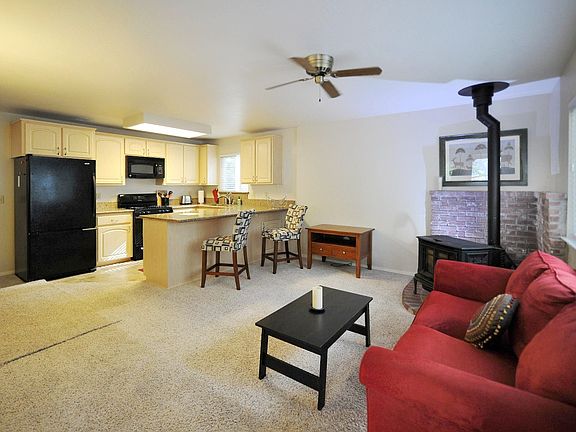 4th image of 24283 White Fir Dr