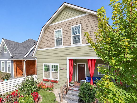 3rd image of 722 Terrace Ave