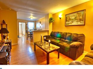 909 Muhlenberg St, Reading, PA 19602