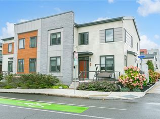 78 Charlotte St, Rochester, NY 14607