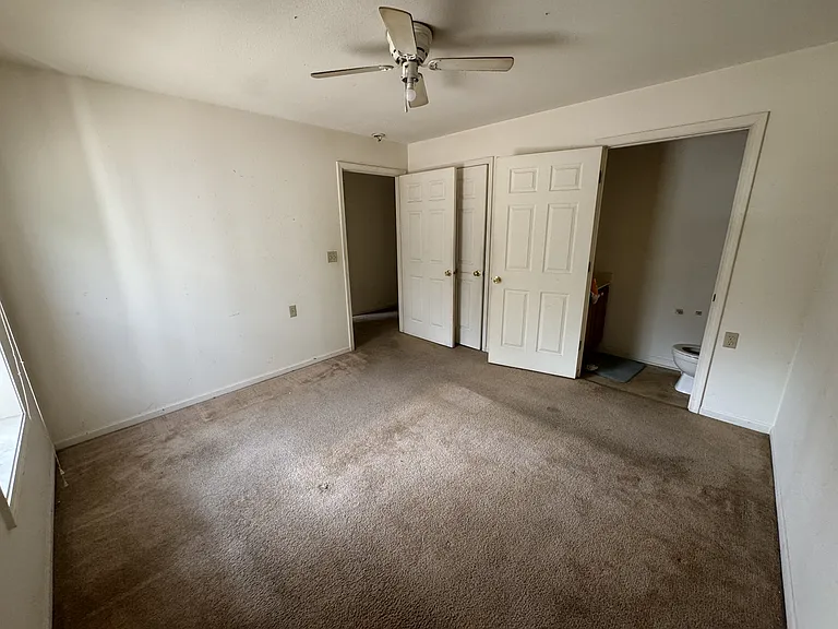 720 E Culton St #B — Photo 6