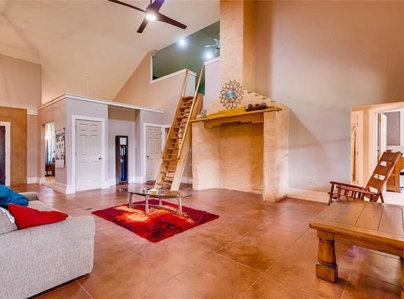 4th image of 130 Wood Hollow Ct