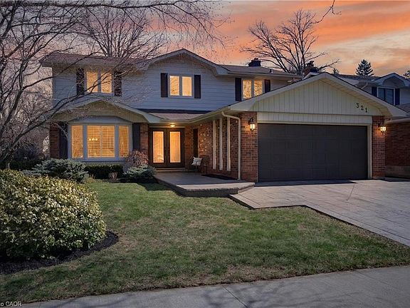 4th image of 321 Bryant Cres