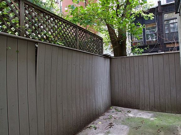 3rd image of 16 W 75th St APT 1b