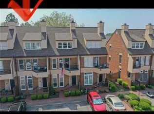 137 Crawford Pkwy #19, Portsmouth, VA 23704