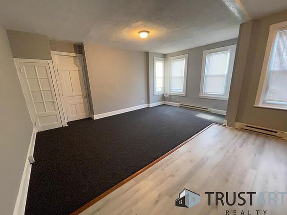 2nd image of 1101 Foulkrod St #2