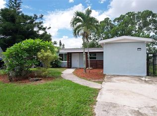 2962 Thomas St, Fort Myers, FL 33916
