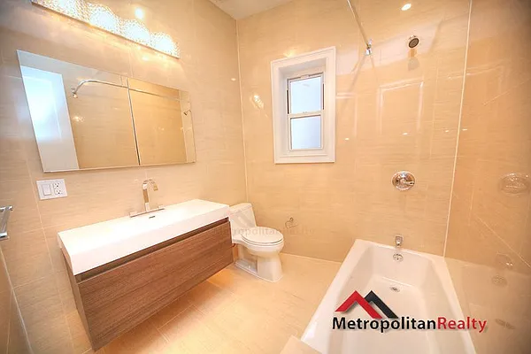 Rented by Metropolitan Realty | media 13