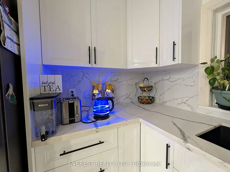 11 Kecala Rd S — Photo 8