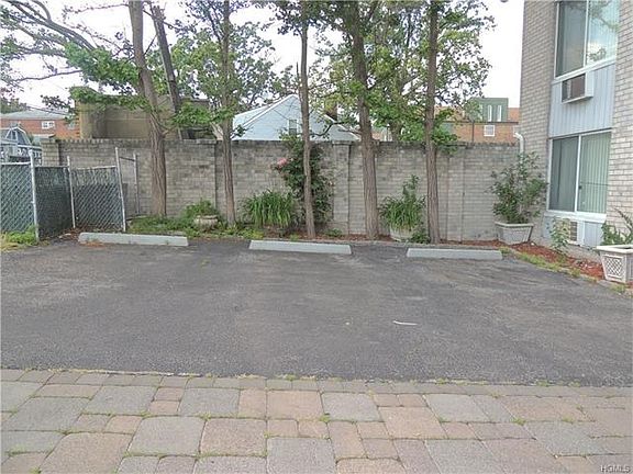 2nd image of 1444 Shore Dr APT 7E