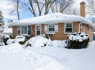 153 S Church Rd, Bensenville, IL 60106