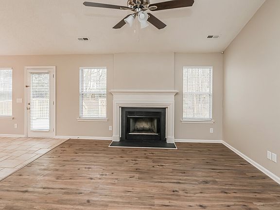 5th image of 3913 Leghorn Ct