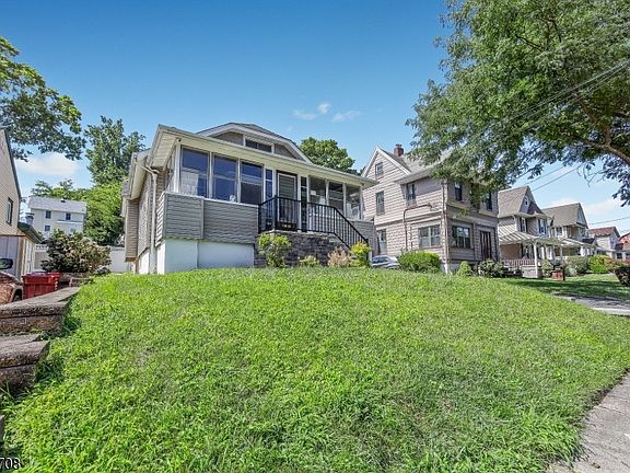 3rd image of 13 Cottage Pl