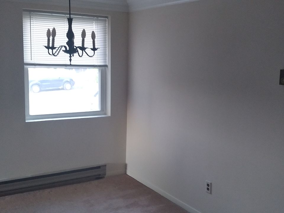 1st image of 238 W 4th Ave