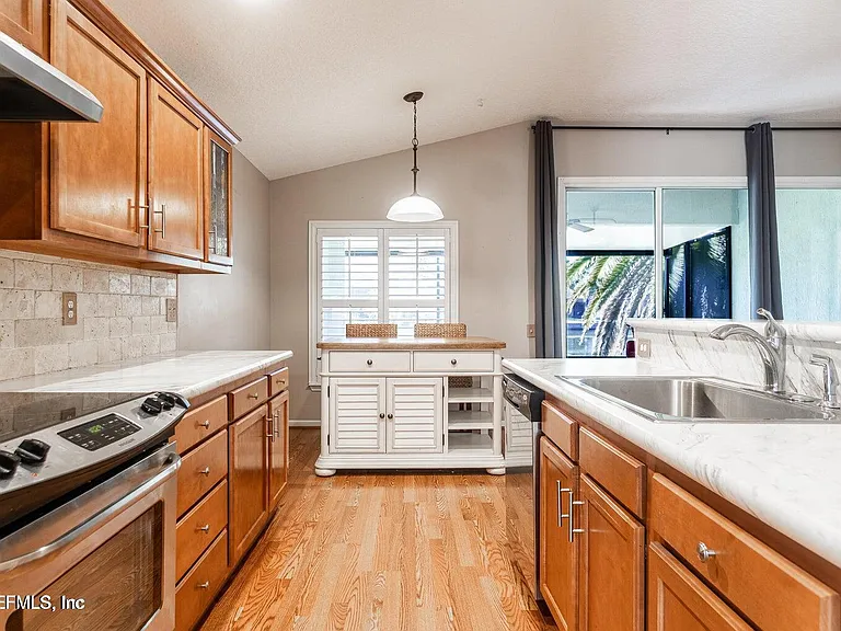 1325 Fairway Village Dr — Photo 13