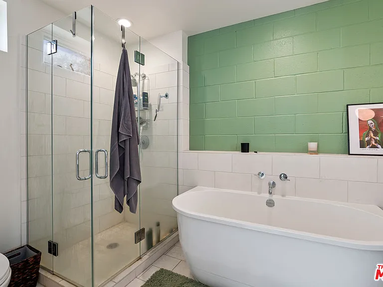 9703 S Normandie Ave — Photo 27