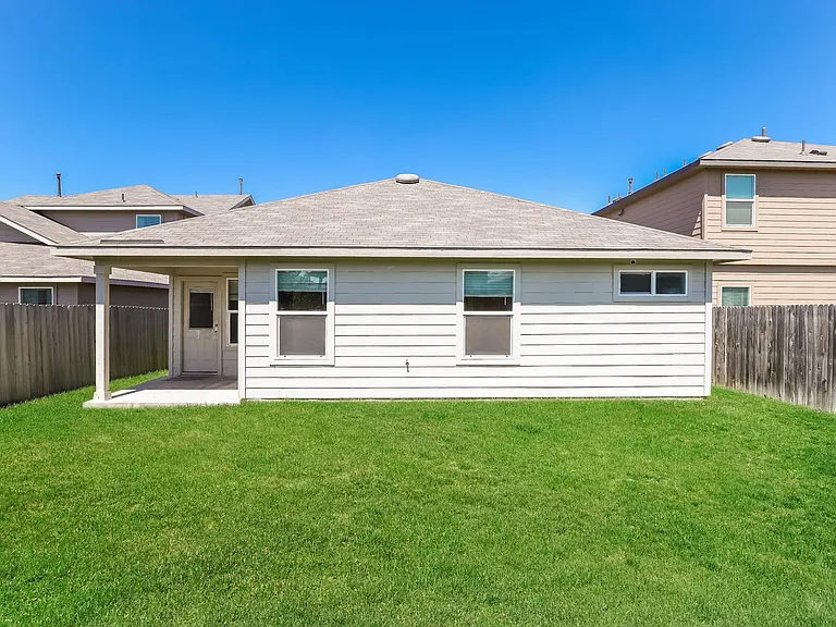 6830 Whisper Grv — Photo 23