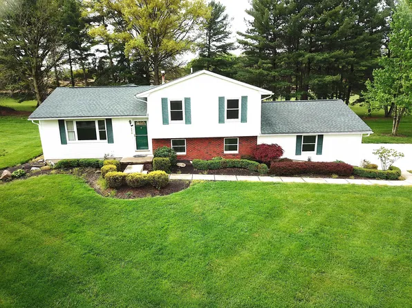 1210 Church St, Lewis Center, OH 43035