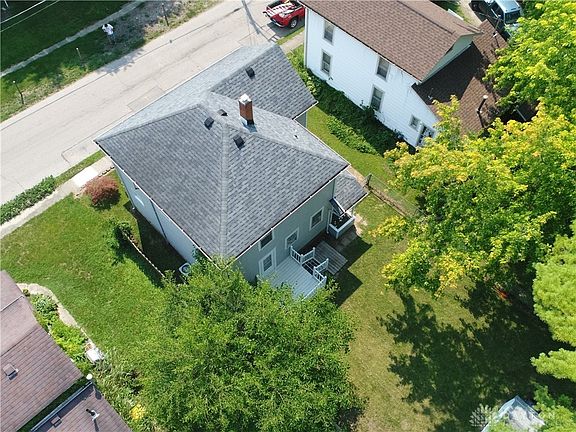 3rd image of 229 Kelly St