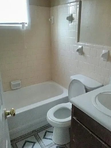219 Wendan Way — Photo 2