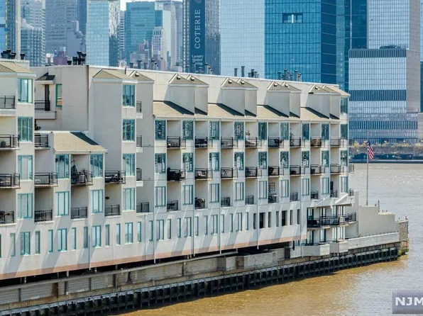 600 Harbor Blvd Unit 865, Weehawken, NJ 07086