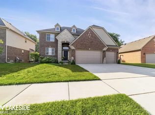 45786 Austin Dr, Macomb, MI 48044