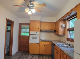 67 S Church St, Carbondale, PA 18407