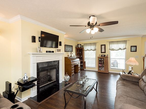 5th image of 1232 Wentworth Dr
