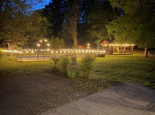 4941/4939 Richmond Rd, Keswick, VA 22947