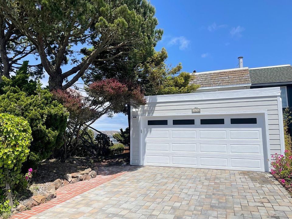 1st image of 3696 Gilbert Ct