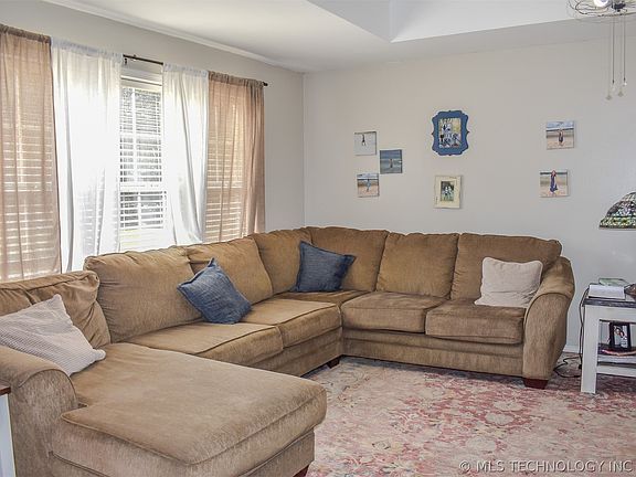 5th image of 192188 N 4205th Rd