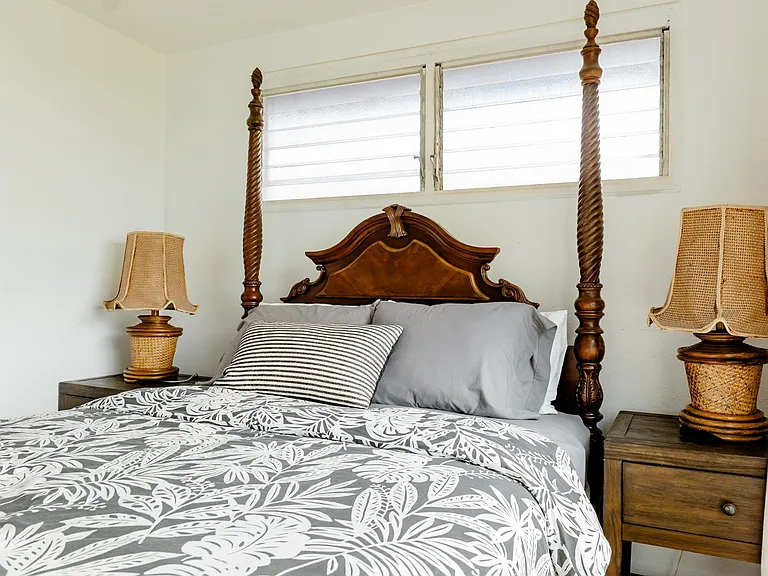 Sleep peacefully to the sounds of the Ewa Beach shoreline.
