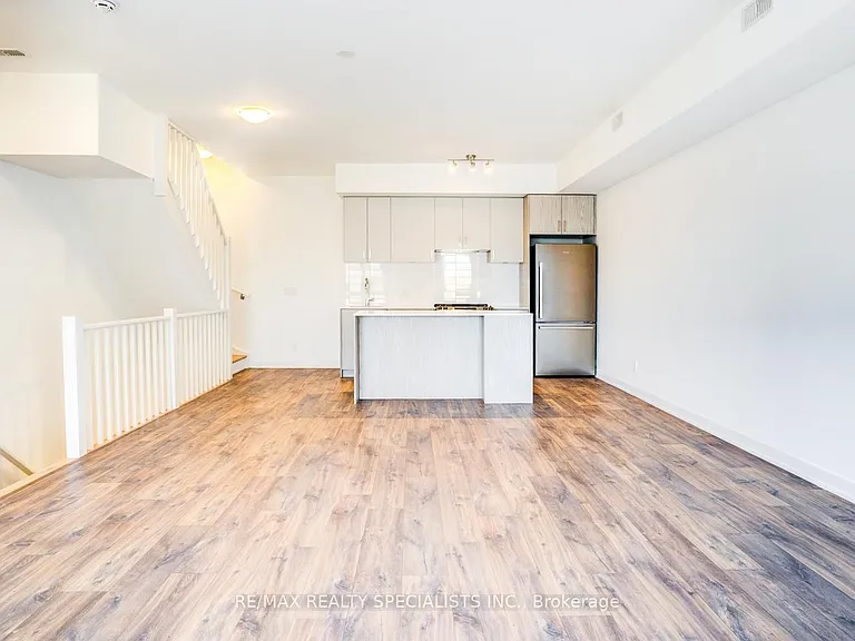 35 Birchcliff Ave #50 — Photo 9