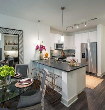 5th image of 1224 S Acoma St #1328