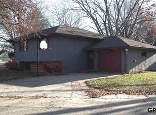 1178 N 17th Ave, Blair, NE 68008