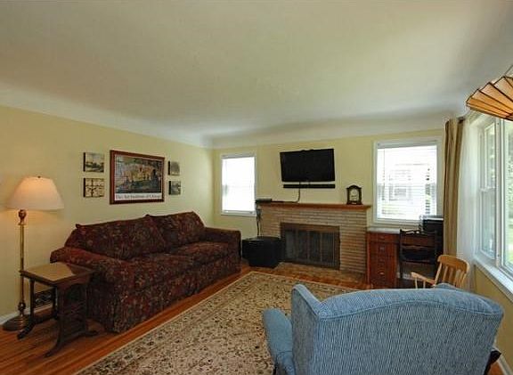 2nd image of 4137 43rd Ave S