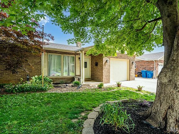 4th image of 33 Snowbird Ln