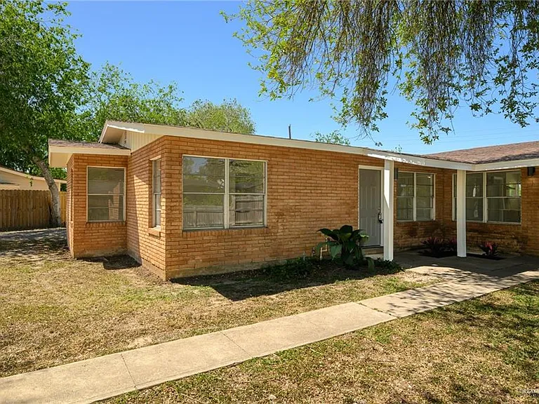 1823 Warren St — Photo 34