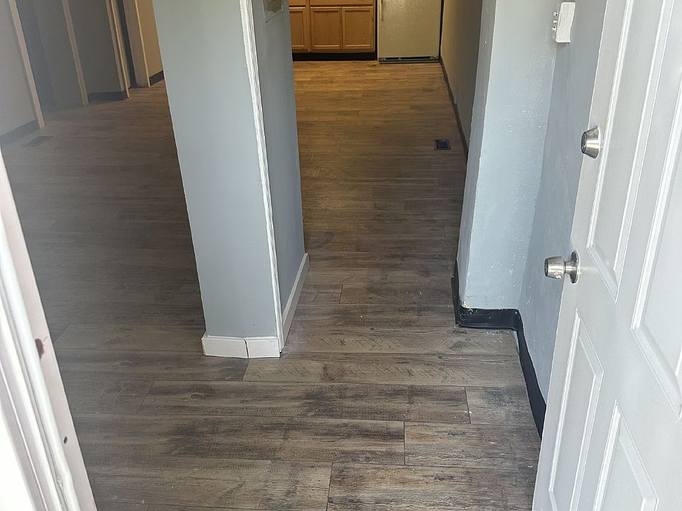 1st image of 12526 Union Ave Unit 6