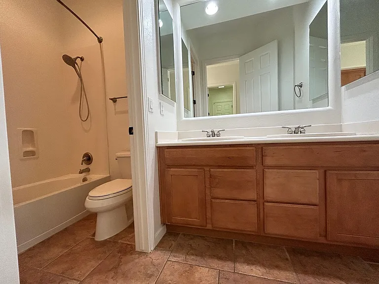 831 W Sycamore Ct — Photo 23