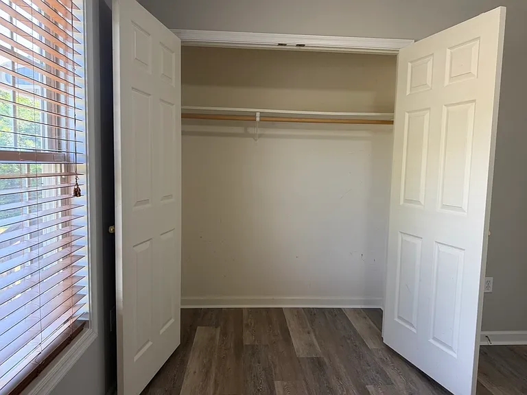8649 Pocahontas Trl — Photo 12
