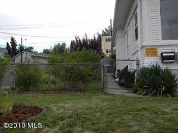 2nd image of 208 N Chelan Ave #A