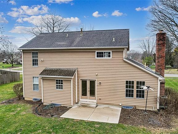 3rd image of 4143 Spruce Wood Dr
